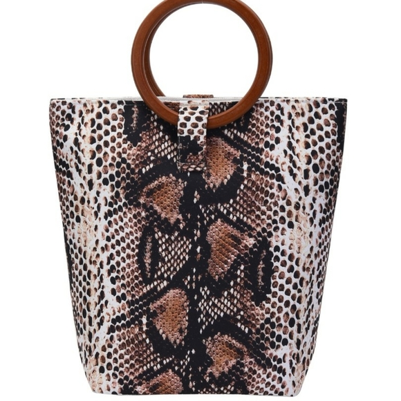 NWT Hong Kong Collection Snakeskin Print Tote - Picture 1 of 9